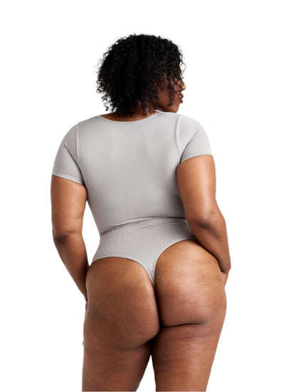 Body con tanga y escote cuadrado